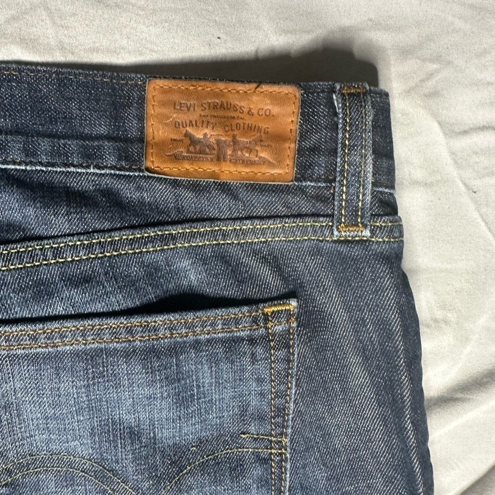 Levi's Dark Indigo Straight Jeans - Picture 15 of 17